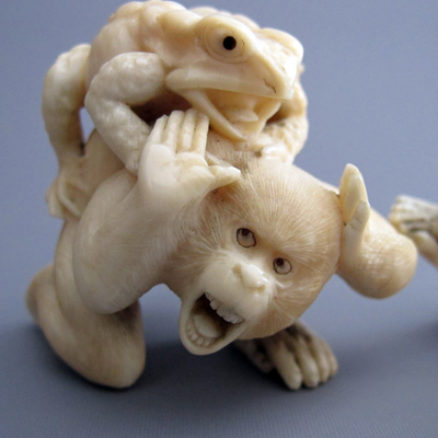 monkey and Toad Ivory4
